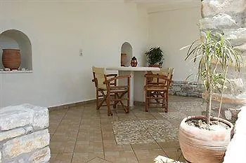 Naxos Dream Calypso מלון דירות 2*
